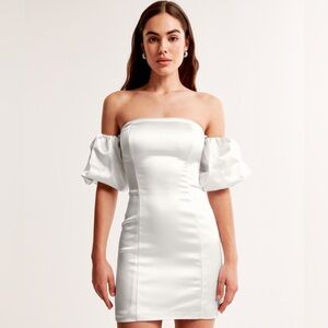 NWT Abercrombie and Fitch Off-The-Shoulder Puff Sleeve Mini Dress pearl Sz Large